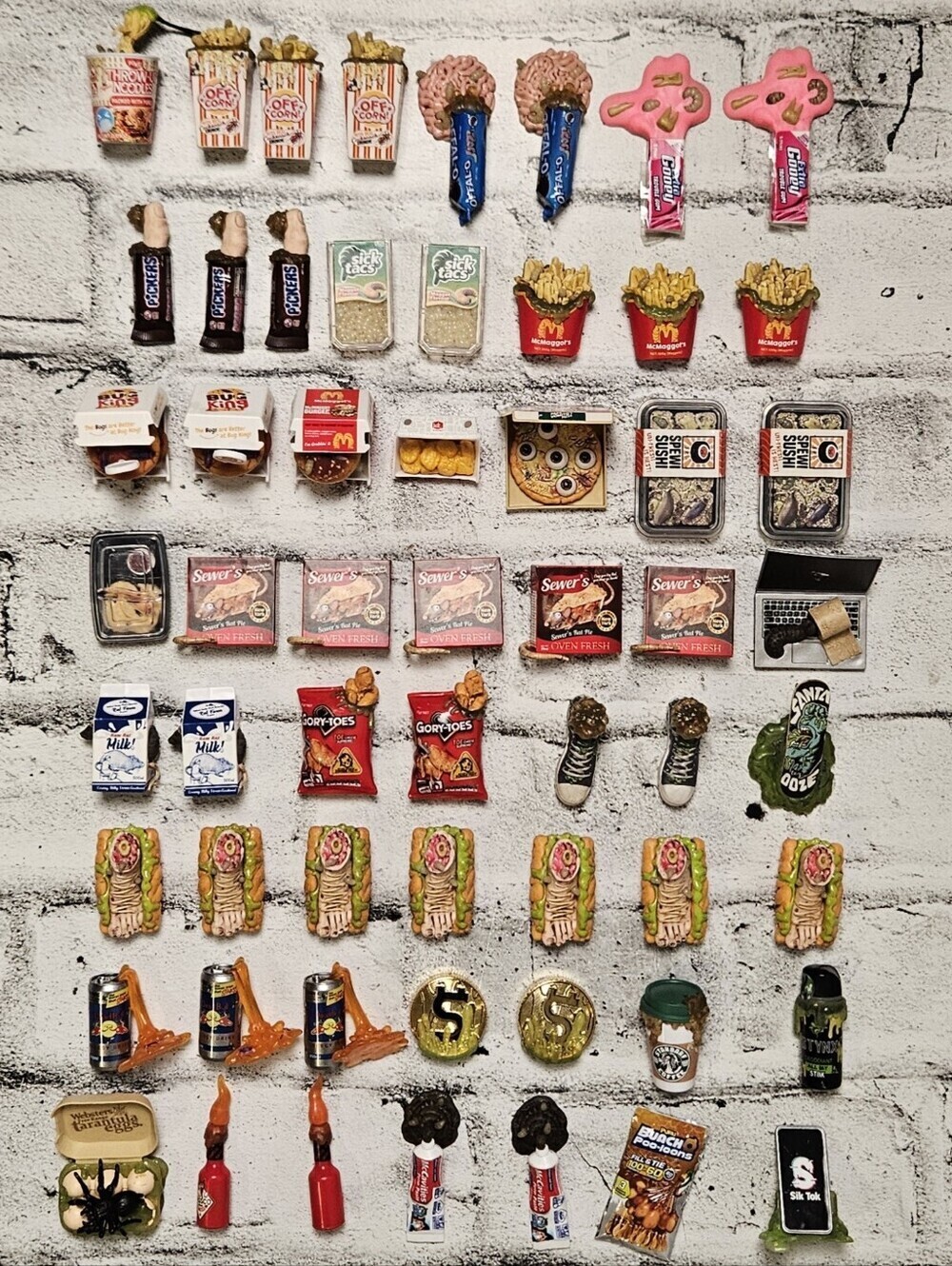 Yucky Mart Mini Gross Food Lot McGrubbin Gory Toes Off Corn Toys